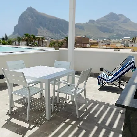 Pf Luce Del Mare Luxury Apartamento *